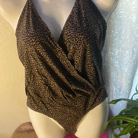 Women’s n:Philanthropy’s peppermint leopard print, bodysuit sugar cheetah - Picture 7 of 17